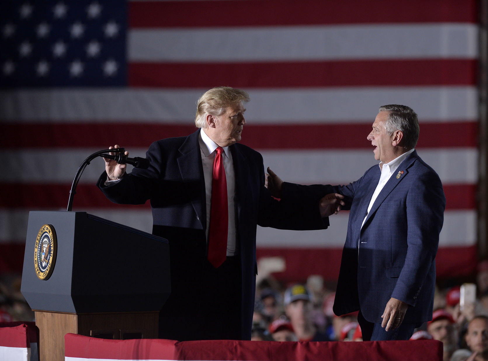 Photos: President Trump hosts rally in Southern Illinois